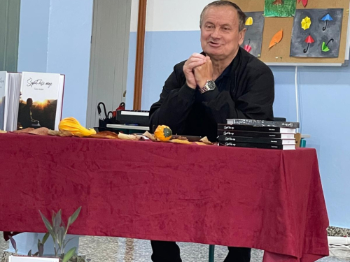 Mjesec hrvatske knjige obilježen u Osnovnoj školi Ivana Mažuranića u Gračacu