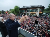 Erdogan se u Istanbulu zahvalio biračima i proglasio pobjedu na izborima