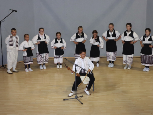 FOTO: 3. večer folklora u Prozoru - ''Običaje svoje zaboravit neću''