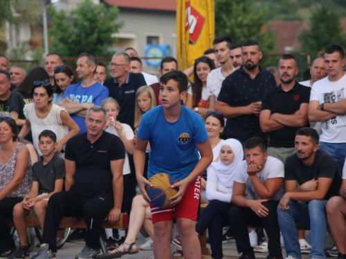 FOTO: Ekipa ''Makarska 3x3'' pobjednik 19. Streetball Rama 2021.