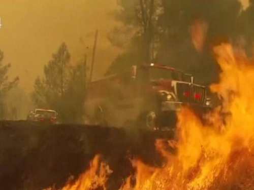 Šire se požari u Kaliforniji, šestero mrtvih, tisuće evakuirane