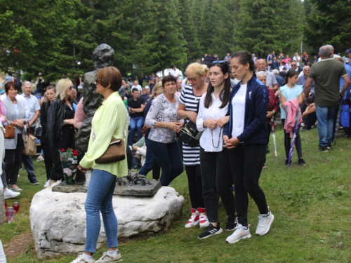 FOTO/VIDEO: Tisuće vjernika na Kedžari proslavilo 'Divin dan'