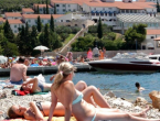 Neum zbog problema s granicom RH poziva turiste iz Srbije da ljetuju u toj općini