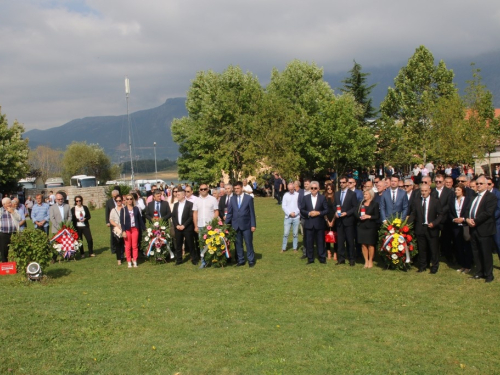 FOTO/VIDEO: Mala Gospa Rama-Šćit 2016.