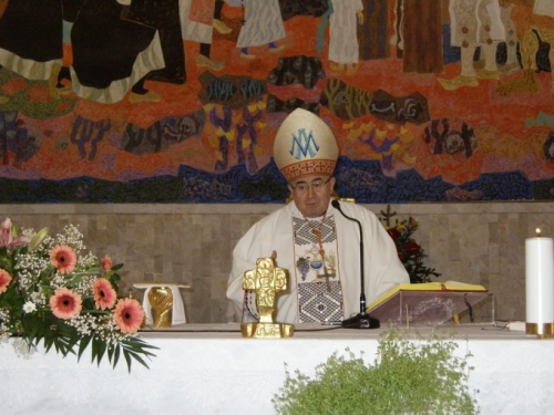 FOTO: Kardinal Puljić na dekanskom zasjedanju u župi Rama-Šćit