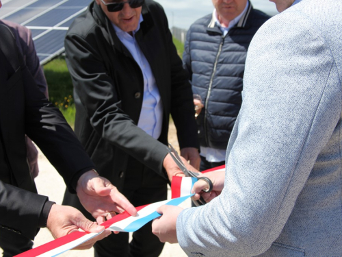 ​FOTO: Na Kupresu otvorena fotonaponska elektrana BAN