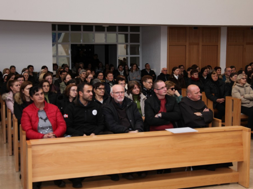 FOTO: Duhovna obnova u župi Rumboci