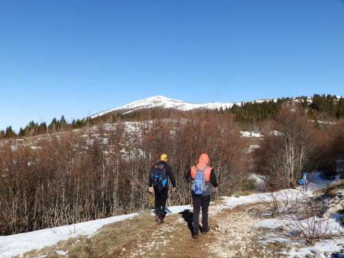 FOTO: Zimski uspon na planinu Radušu