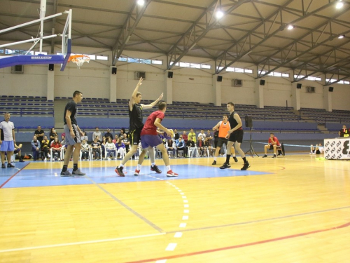 Foto: Caffe Pizzeria Mondeo pobjednik Streetball Rama 2019.