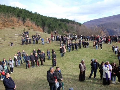 FOTO: Ramski put križa u Podboru