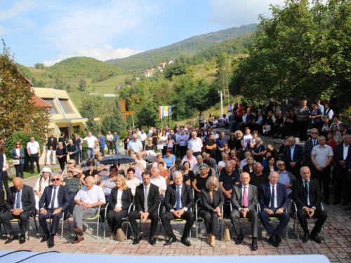 FOTO: Na Uzdolu obilježena 25. obljetnica zločina nad Hrvatima