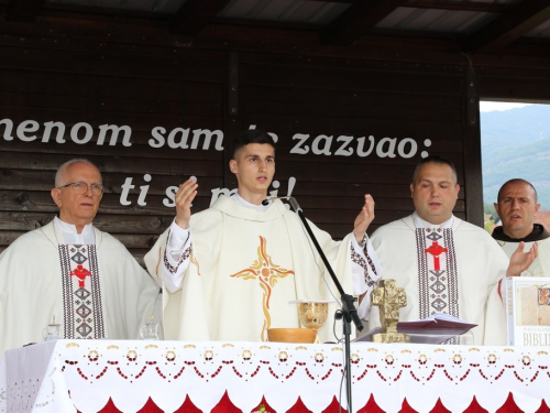 FOTO: Mlada misa vlč. Josipa Papka u župi Prozor