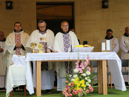 FOTO: Misa Uočnica na Šćitu - Velika Gospa 2019.