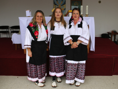 FOTO/VIDEO: Vanjska proslava sv. Franje u Rumbocima