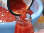 Rajčica u bocama – Recept naših baka