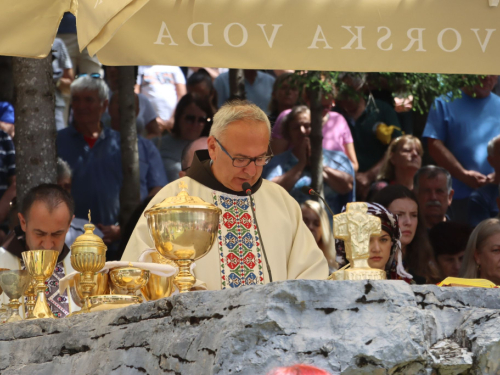 FOTO/VIDEO: Tisuće vjernika na Kedžari proslavilo 'Divin dan'