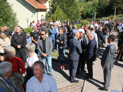 FOTO: Na Uzdolu obilježena 24. obljetnica stravičnog pokolja nad Hrvatima