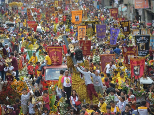 18 milijuna katolika u najvećoj svjetskoj procesiji slavi Isusa!