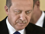 Turska - Erdoganu pozlilo tijekom jutarnje molitve