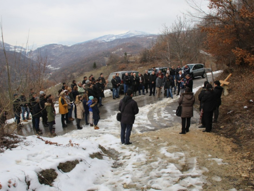 FOTO: Put križa - Treća korizmena nedjelja u župi Uzdol