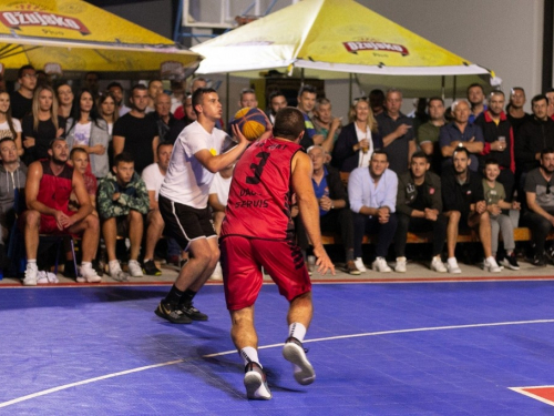 FOTO: Ekipa ''La Pont'' pobjednik 18. Streetball Rama 2020.