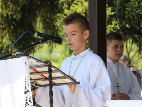 FOTO: Vanjska proslava patrona župe Prozor