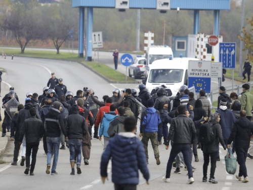 Migracije, izbori, Upitnik EK obilježili 2018. godinu u BiH