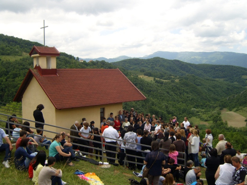 FOTO: Proslava sv. Petra i Pavla na Vrdolu u župi Uzdol