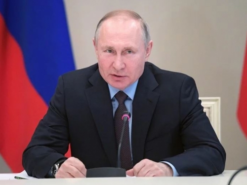 Putin najavio nove ustavne promjene, mogao bi ostati na vlasti do 2036.