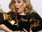 Adele osvojila čak 6 Grammyja: Pogledajte njen povratnički nastup!
