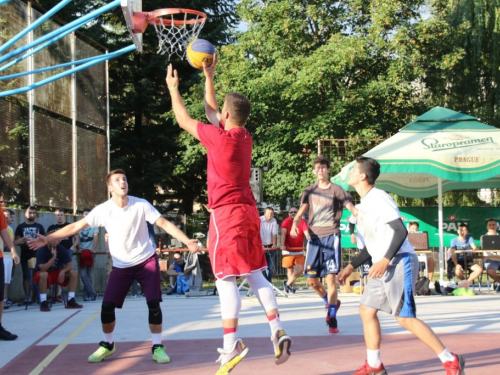 FOTO: Počeo turnir u uličnoj košarci ''Streetball Rama 2017.''