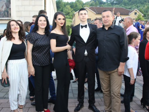 FOTO: Matura 2018. - Defile mladosti na ulicama Prozora