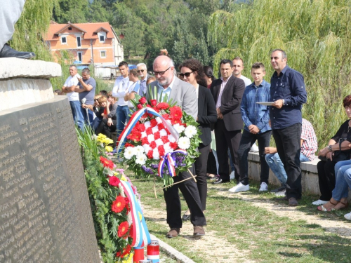 FOTO/VIDEO: Mala Gospa Rama-Šćit 2016.