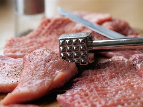 Najskuplje meso plaćaju Švicarci, najjeftinije Poljaci