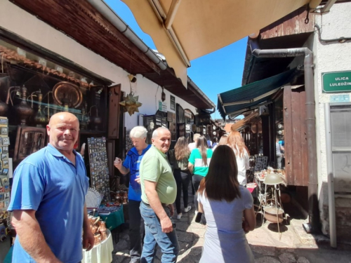 FOTO: Učenici i djelatnici OŠ Veselka Tenžere Uzdol izletom obilježili Dan škole