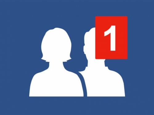 Facebook muku muči sa lažnim profilima
