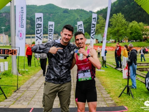 FOTO: ''Rama u srcu'' osvojila prvo i drugo mjesto u muškoj štafeti polumaratona u Jablanici