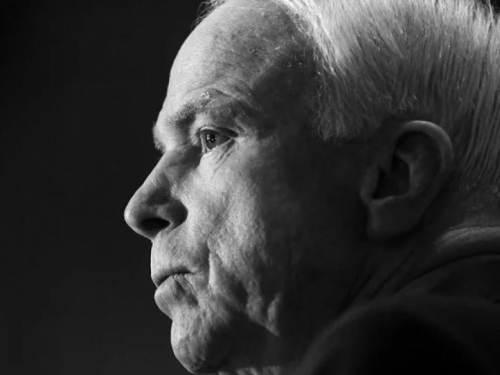Umro John McCain, utjecajni američki senator i kandidat za predsjednika
