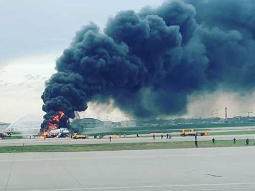 U avionskoj nesreći na aerodromu u Moskvi poginula 41 osoba