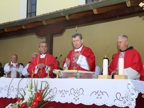 FOTO: Na Uzdolu obilježena 25. obljetnica zločina nad Hrvatima