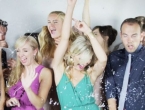 Snimka s vjenčanja postala hit na Internetu