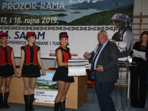 FOTO: Otvoren 14. sajam "Dani šljive Prozor-Rama 2019."