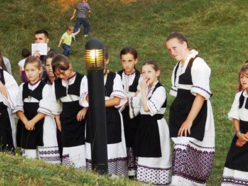 FOTO: Održana 9. Kulturna večer na Gračacu