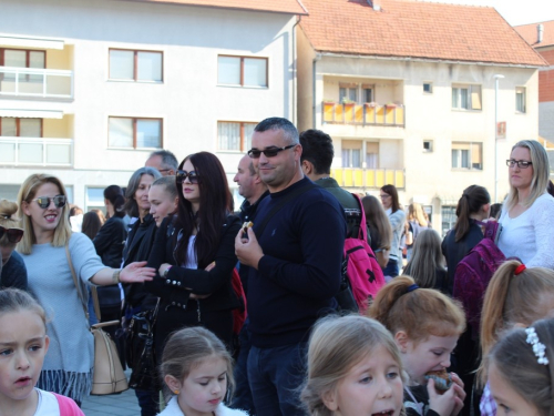 FOTO: Dani kruha u OŠ Marka Marulića Prozor