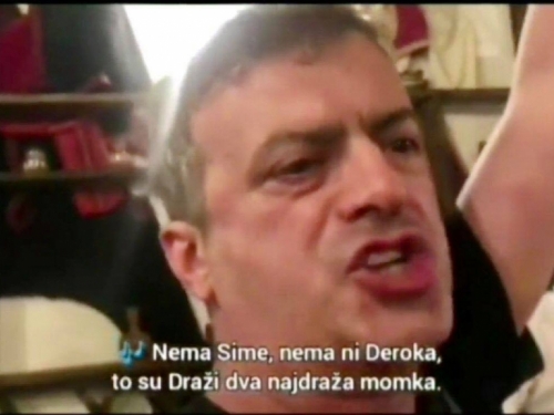 Sergej Trifunović pjeva četničke pjesme dok mu društvo prave tzv. srbijanski ljevičari