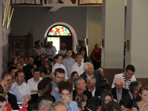 FOTO: Prva pričest u župi Rama Šćit