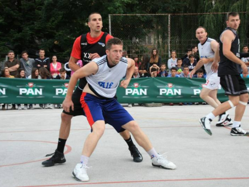 FOTO: Završen turnir "Streetball Rama 2014."