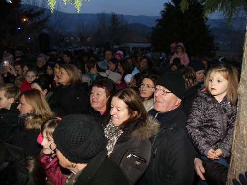 FOTO: Žive jaslice u župi Rama Šćit