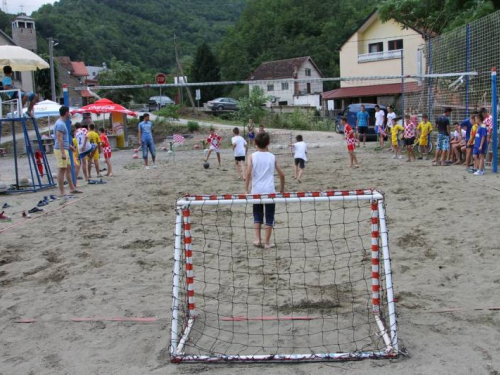 FOTO: Održane 3. ljetne igre na Gračacu