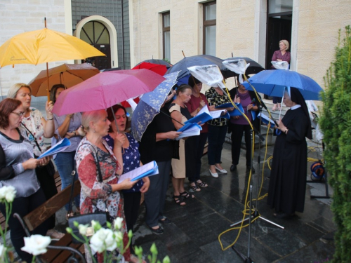 FOTO: Na Šćitu započela priprava za Veliku Gospu